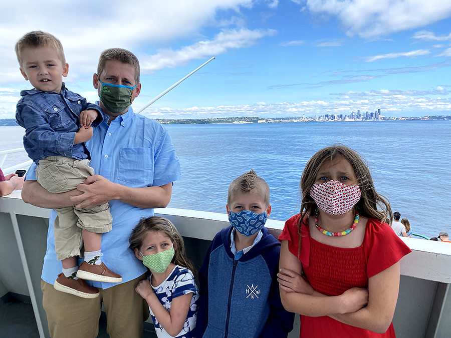 Ferry to Seattle. Traveling with kids.