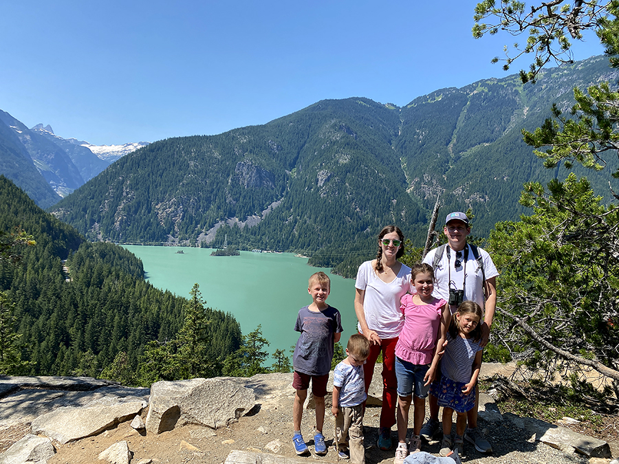One Day at North Cascades National Park. Hiking with Kids at North Cascades National Park. Thunder Knob Trail.