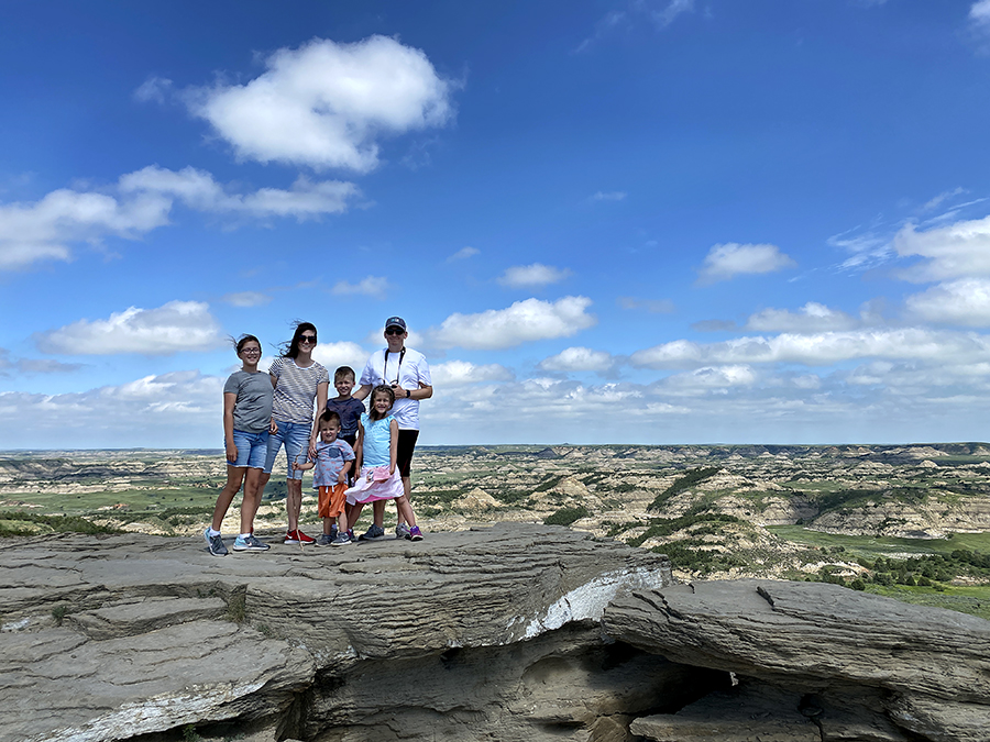 Buck Hill Trail Hikes Theodore Roosevelt National Park